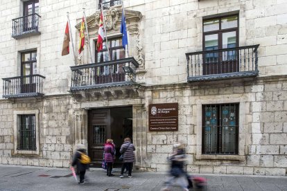 Fachada del centro cívico de San Juan.