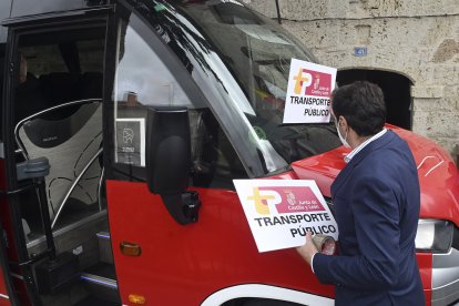 La consejería de Movilidad y Transformación Digital presentó el bono rural de transporte a la demanda gratuito en las ZBS del norte de Burgos.