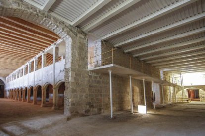 Interior del Hospital de la Concepción, en la capital burgalesa, que será sede del Archivo Histórico Provincial.