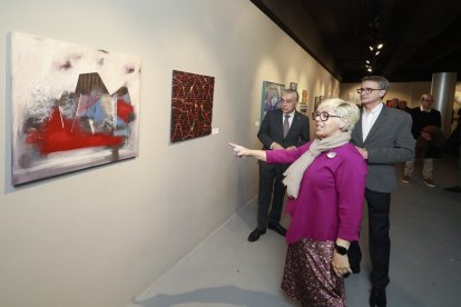 Exposición en la sala Círculo Solidario a favor de la Asociación Parkinson Burgos.