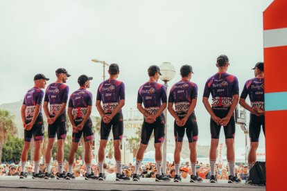 Imagen del equipo Burgos BH en la Vuelta a España.