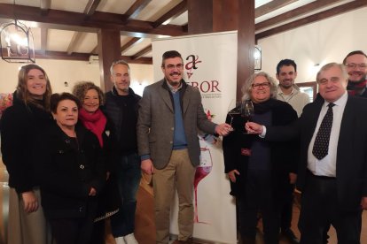 Imagen de la visita de importadores de Brasil, con el presidente de Asebor, Iker Arroyo