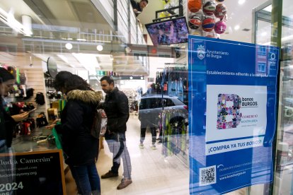 Los bonos de consumo al comercio se agotaron en un 24 horas.