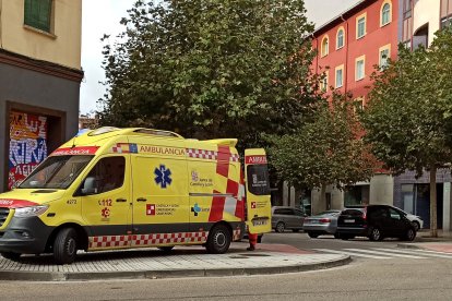 Incidente sanitario en la calle Briviesca, donde se registran numerosas agresiones y peleas.