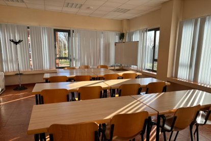 Imagen de la sala de estudio del centro de mayores de Santa Catalina