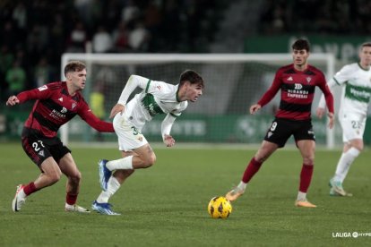 Imagen del partido entre el Elche y el Mirandés.