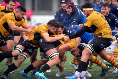 Imagen del partido entre el Recoletas Burgos Caja Rural y Santboiana.