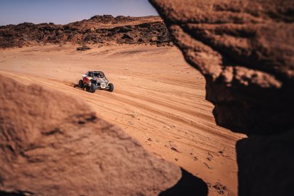 Cristina Gutiérrez en la décima etapa del rally Dakar.