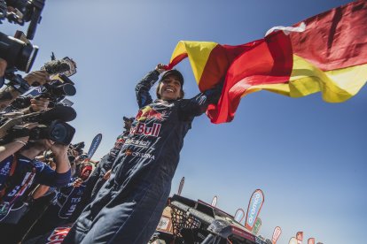 Cristina Gutierrez Herrero (ESP) for Red Bull Can-Am Factory Racing seen at the finish line stage 12 of Rally Dakar 2024 from YANBU to YANBU, Saudi Arabia on January 19, 2024. // Flavien Duhamel / Red Bull Content Pool // SI202401190189 // Usage for editorial use only //