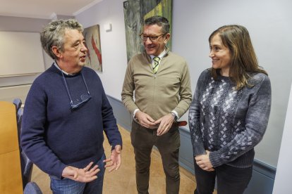 Carlos Lozano, Ignacio de Miguel y Beatriz Rodríguez antes de una presentación del Escena Abierta.