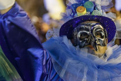 Instante del desfile de Carnaval 2023 en Burgos.