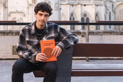 Mateo Martínez Martija, en el mirador de la calle Fernán González con vistas a la Catedral de Burgos.