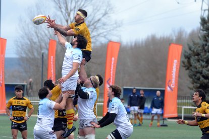 Imagen del partido de Copa entre el Recoletas Burgos Caja Rural y la Santboiana.