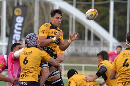 Imagen del partido entre el Recoletas Burgos Caja Rural y VRAC.