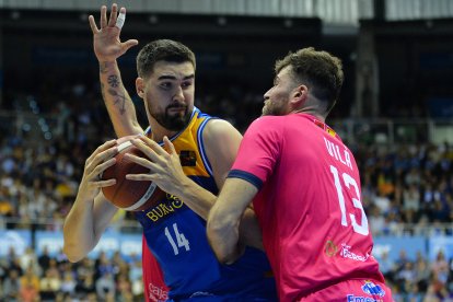 Ristic, durante el partido contra el Tizona.