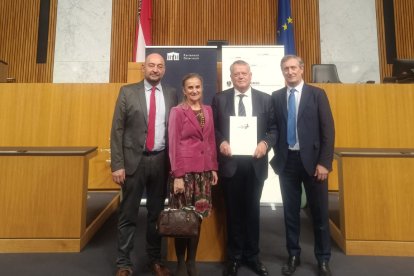 Villarreal, Rodríguez y Palomino con la embajadora de España en Austria, Cristina Fraile