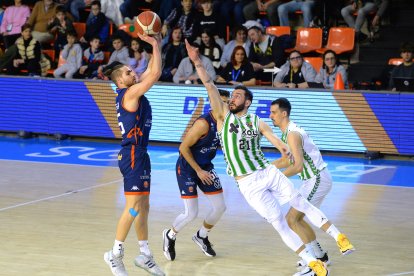 Imagen del partido entre el Tizona y el Betis.