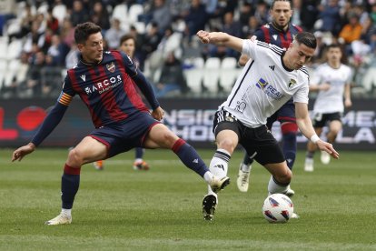 Edu Espiau, durante el partido contra el Levante.