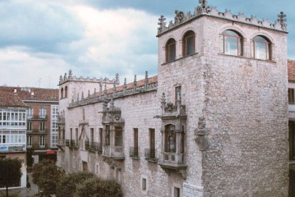 Vista de la Casa del Cordón.