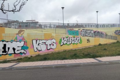 Vandalismo en el mural del Cid en el barrio de El Crucero.