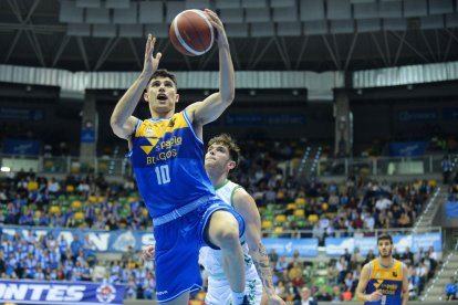 Gonzalo Corbalán, durante el partido contra Amics Castelló.