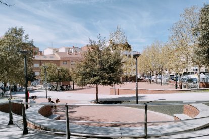 Imagen de la plaza que lleva 20 años sin nombre porque en el callejero nunca se cambió la nomenclatura calle Enrique III,