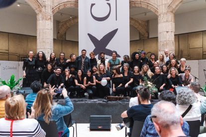 Foto de familia de las participantes en Foro Signo.