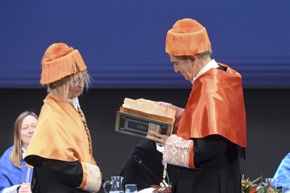 Begoña Prieto y José Ignacio Nicolás-Correa.