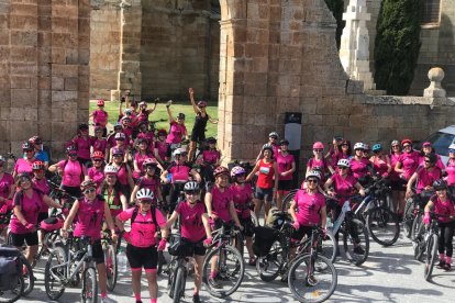 Princessbikes durante su ruta por la Vía Aquitania
