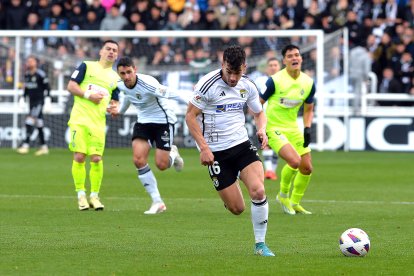 Imagen de Curro durante el partido contra el Amorebieta.