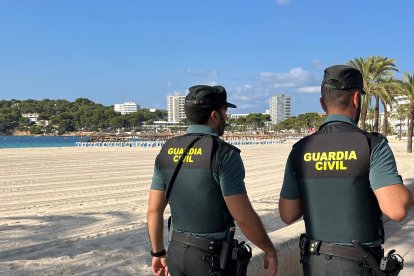 GUARDIA CIVIL - Archivo