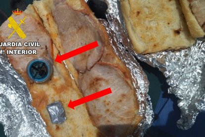 Droga oculta dentro de un bocadillo.