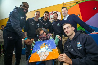 Visita del San Pablo Burgos al colegio Fray Ponce de León.