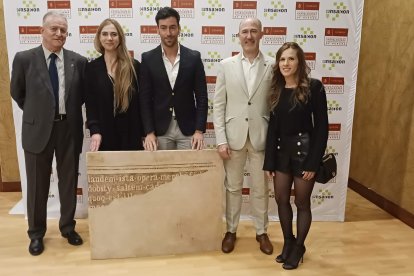 Imagen de la entrega del premio.