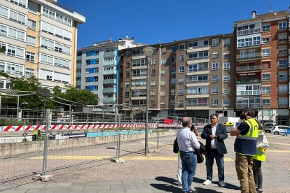 Los trabajadores han regresado al parque Félix Rodríguez de la Fuente para retomar las actuaciones de remodelación.