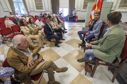 Encuentro con el rejoneador en la Sala Polisón este viernes.