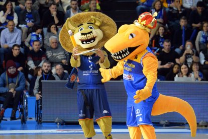 Las dos mascotas de Tizona y San Pablo volverán a verse las caras la próxima temporada.