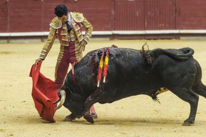 Morenito de Aranda, durante la corrida de ayer en el Coliseum.