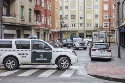 Dos vehículos de la Usecic en una intervención.