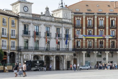 Fachada del  ayuntamiento de Burgos.