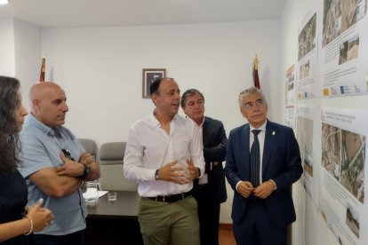 El director general de Carreteras e Infraestructuras, Jesús Puerta, ha presentado el proyecto.