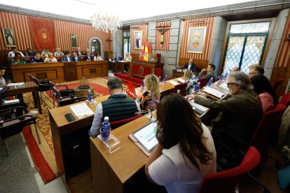 Un momento del debate plenario en el Ayuntamiento de Burgos del mes de septiembre.