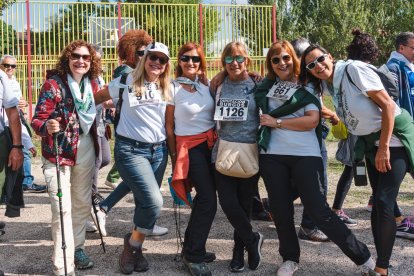 Imagen de marchadoras solidarias.