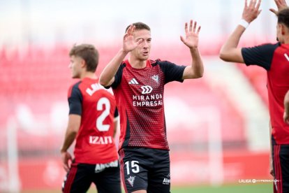 El centrocampista Pablo Tomeo fue el autor del gol que le otorga los tres puntos al Mirandés.