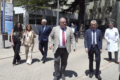 El consejero de Sanidad, Alejandro Vázquez, en el Hospital Santos Reyes de Aranda de Duero.