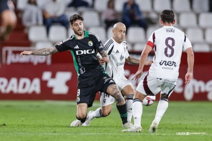 Fer Niño, durante el partido contra el Albacete.