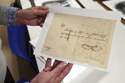 Documentos de la familia Machado de la Institución Fernán González en Burgos