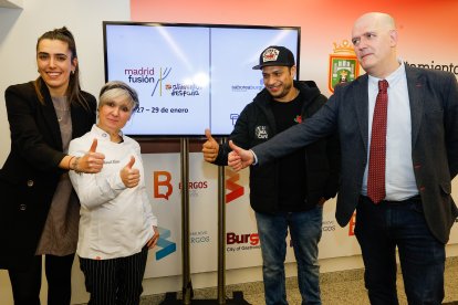 Andrea Ballesteros, Marisol Alonso (Gaia), Ray Reyes (Lima Café) y Enrique Seco.
