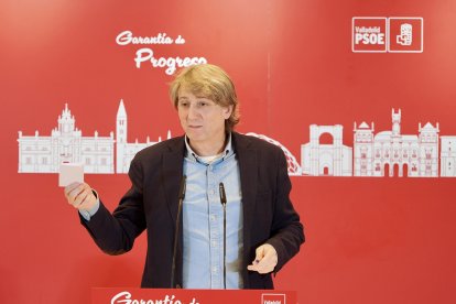 El secretario general del Partido Socialista de Castilla y León, Carlos Martínez, en el 17 Congreso provincial del PSOE de Valladolid.