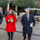 Vesga junto a la delegada del Gobierno Virginia Barcones en Burgos